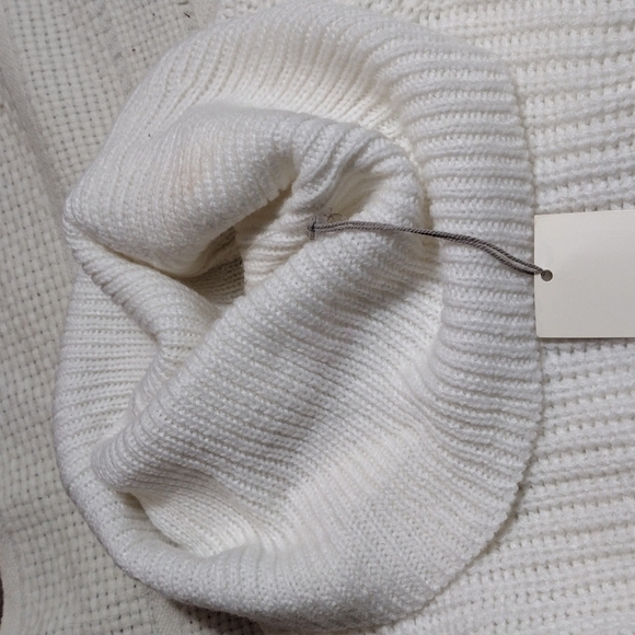 Sweaters - 𝅺a New Day knit sweater white xs